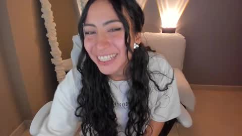 amber_curly online show from February 16, 8:55 pm