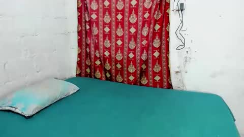 LUISA online show from May 17, 9:00 pm