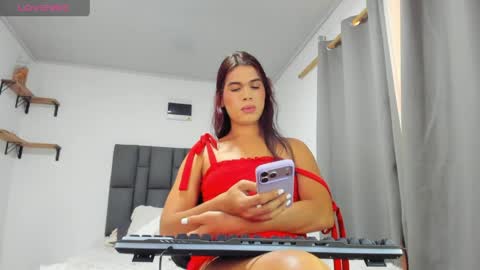 amber online show from March 24, 2:33 pm