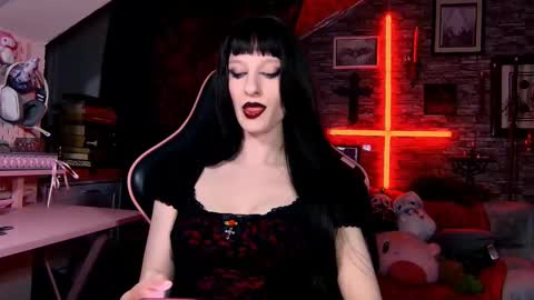 DEMONESS AMBER 666 online show from December 19, 2:40 am