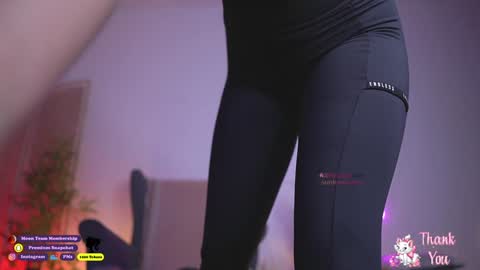 Snapshot of ambercb chatting on November 12, 8:19 pm Amber online show from November 12, 8:19 pm