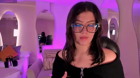 Amber  online show from April 4, 8:06 pm