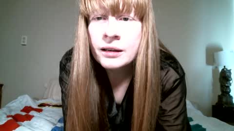 Snapshot of amberglo chatting on April 23, 4:09 pm Amberglo Anderson online show from April 23, 4:09 pm