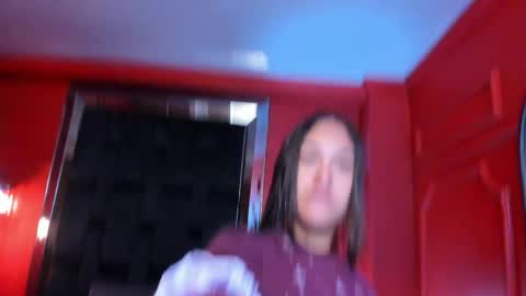 Amber Hanks online show from May 18, 11:49 am