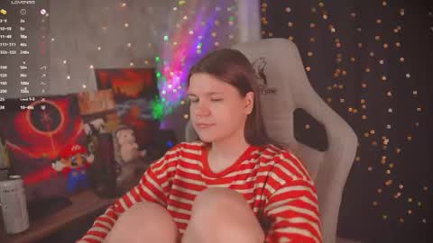 Snapshot of amberlyyy chatting on August 1, 5:50 am my name is Sonya but you can call me your favorite girl 3 online show from August 1, 5:50 am