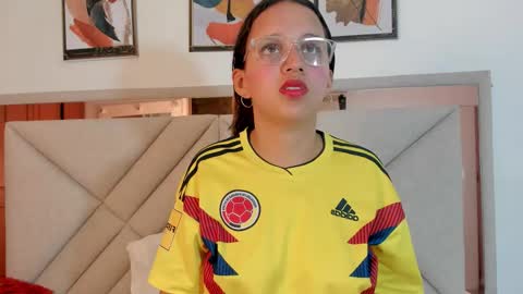 amberqueenx1 online show from February 7, 12:20 pm