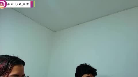 Snapshot of ameli_and_lucas chatting on December 20, 4:20 am Amelia Lucas online show from December 20, 4:20 am