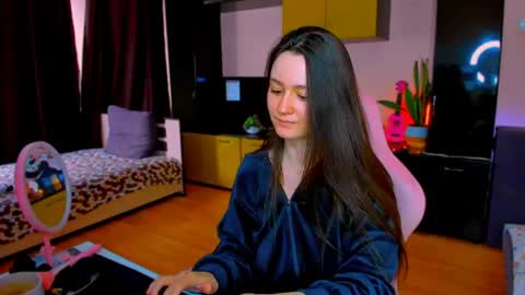 Eileen online show from May 30, 9:28 am