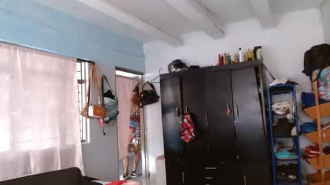 Snapshot of amelia_2023 chatting on December 6, 5:44 pm amelia online show from December 6, 5:44 pm