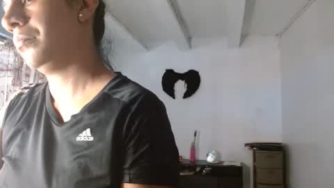 Snapshot of amelia_2023 chatting on November 18, 2:43 pm amelia online show from November 18, 2:43 pm