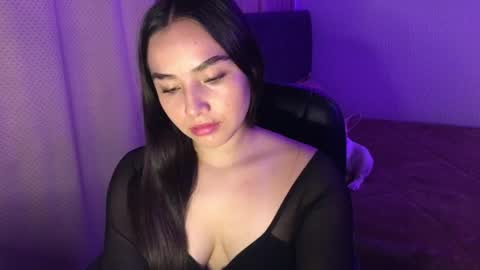 Snapshot of amelia___hall chatting on June 20, 6:00 pm Amelia online show from June 20, 6:00 pm