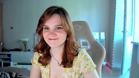 Snapshot of amelia_braun chatting on July 7, 6:47 am Amelia online show from July 7, 6:47 am