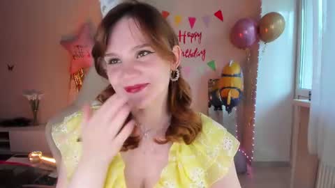 Snapshot of amelia_braun chatting on July 23, 2:31 am Amelia online show from July 23, 2:31 am