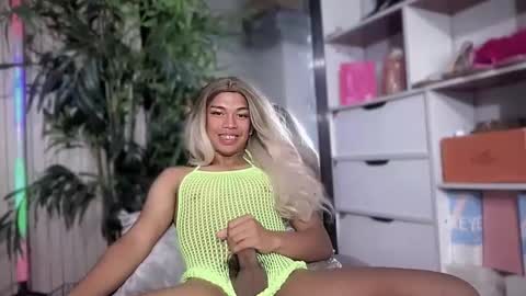 Snapshot of amelia_jones69x chatting on February 25, 10:03 am Amelia online show from February 25, 10:03 am