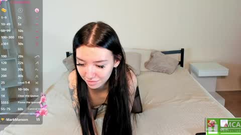 Snapshot of amelia_skyy chatting on April 16, 1:28 am Anna online show from April 16, 1:28 am