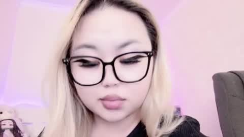 Snapshot of amelia_sunlight chatting on February 11, 3:50 am Amelia online show from February 11, 3:50 am