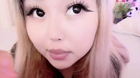 Snapshot of amelia_sunlight chatting on September 10, 5:02 pm Amelia online show from September 10, 5:02 pm