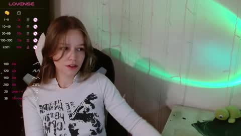 Snapshot of amelia_sweeti chatting on September 23, 7:39 pm amelia_sweeti online show from September 23, 7:39 pm