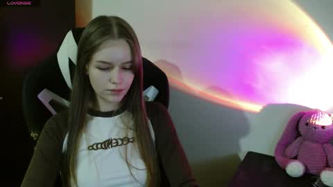 amelia_sweeti online show from April 6, 8:43 pm