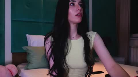 AmeliaJune online show from June 16, 9:50 pm