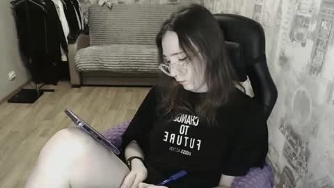 Snapshot of ameliakamishiro chatting on February 11, 11:12 pm Amelia online show from February 11, 11:12 pm