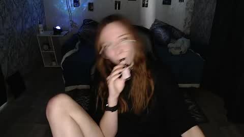 Snapshot of ameliakamishiro chatting on May 28, 3:31 pm Amelia online show from May 28, 3:31 pm