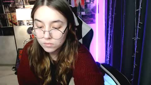 Amelia online show from April 12, 1:16 pm