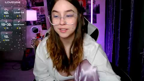Amelia online show from May 1, 11:48 am