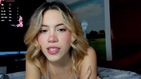 Amelia online show from October 26, 10:15 pm