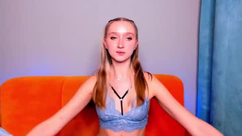 ameliawise online show from January 9, 11:47 am