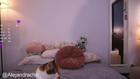 Alejandra  online show from May 22, 1:02 am