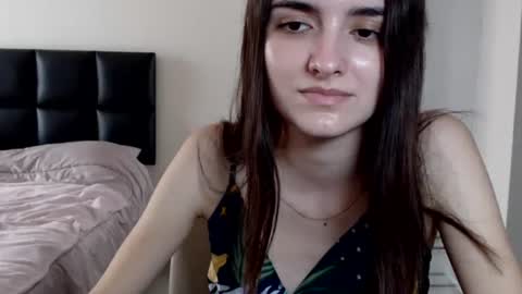 Snapshot of ameliebanshee chatting on September 9, 8:36 am ameliebanshee online show from September 9, 8:36 am