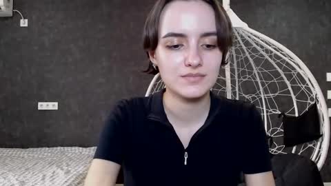 Snapshot of ameliebanshee chatting on October 14, 10:16 am ameliebanshee online show from October 14, 10:16 am