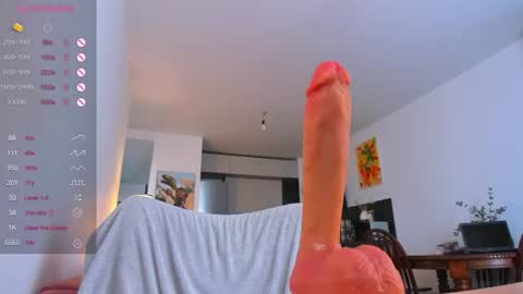 Snapshot of ameliefiry chatting on June 19, 8:07 am Amelie online show from June 19, 8:07 am