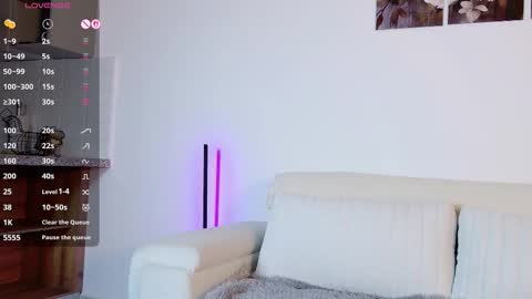 Victoria online show from November 26, 7:26 pm