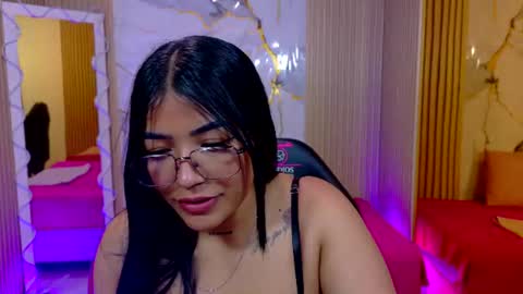 Snapshot of ameliia_tay1 chatting on July 3, 4:02 pm ameliia_tay1 online show from July 3, 4:02 pm