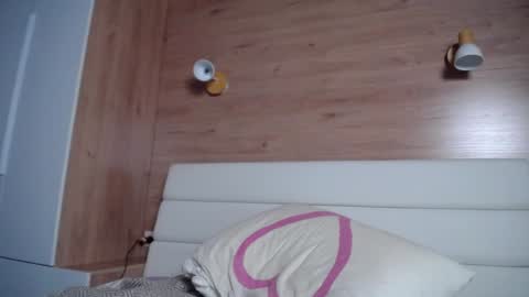 Snapshot of amelijarouz chatting on January 8, 4:02 am Amelija Rouz online show from January 8, 4:02 am