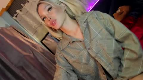 amelinckx online show from February 5, 10:55 pm