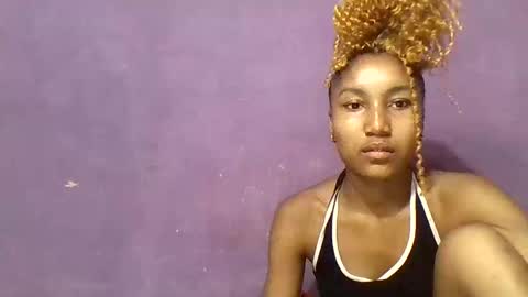 amelisy20005 online show from January 10, 6:37 am