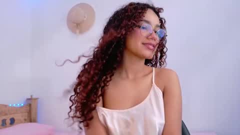Amely  online show from May 26, 4:14 pm