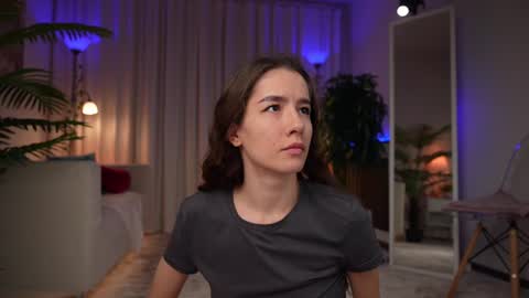 Amy  online show from July 5, 2:07 am