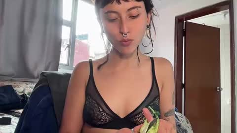 Voraginem online show from February 4, 8:49 pm