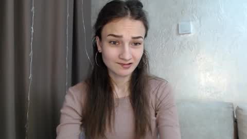 Julia  online show from December 22, 8:55 am