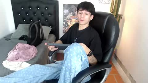 amethystshadow online show from May 23, 4:29 am
