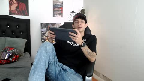 amethystshadow online show from May 27, 4:20 am