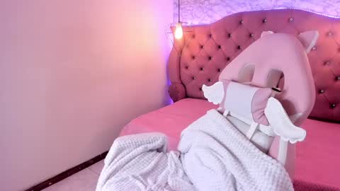      online show from January 11, 9:57 pm