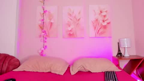 Snapshot of amiiclark chatting on March 1, 7:05 pm AmiiClark online show from March 1, 7:05 pm