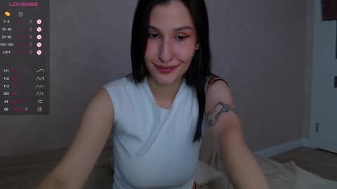 Camilla online show from January 6, 1:09 am