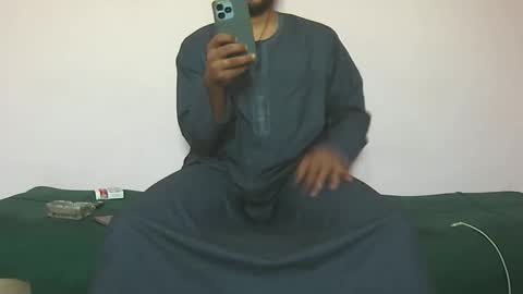 Snapshot of amir_elaraby chatting on October 1, 3:07 pm Amir online show from October 1, 3:07 pm