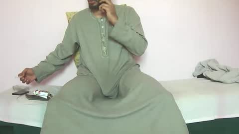 Snapshot of amir_elaraby chatting on October 28, 8:51 am Amir online show from October 28, 8:51 am